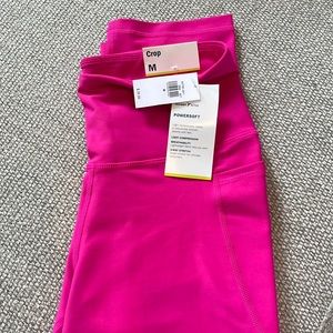 Brand New Old Navy Active Crop High Rose Go-Dry